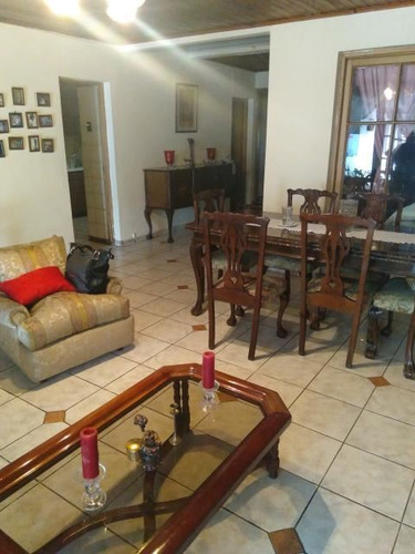 Estupenda Casona De 6 Dorm. 295 Mts, Metro Rondizzoni