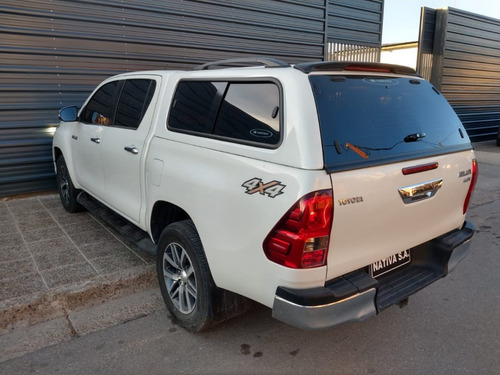 Toyota Hilux 4x4 D/c Srx 2.8 Tdi 6 A/t 2017