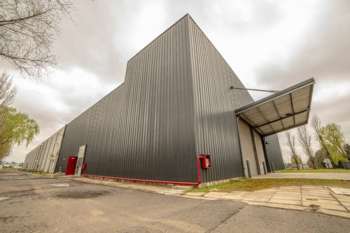 Depósito En Venta Con Renta | Calle 13 S/n, Parque Industrial Pilar, Gba Norte | 5764 M²