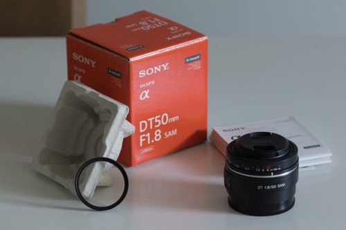 Lente Sony 50mm (sal50f18) - A-mount - Seminova