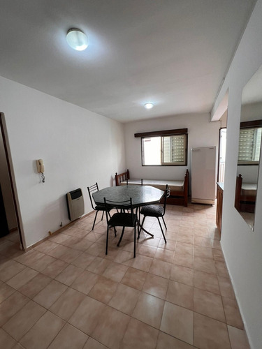 Imagen 10 de 16 de Departamento De 1 Dormitorio