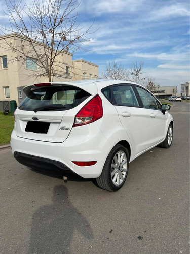 Imagen 7 de 13 de Ford Fiesta Kinetic Design 2018 1.6 Se 120cv