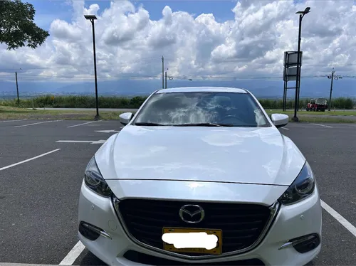 Mazda 3 2.0 Touring