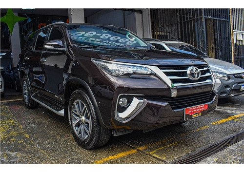 Imagem 3 de 15 de Toyota Hilux Sw4 2.8 Srx 4x4 7 Lugares 16v Turbo Intercooler