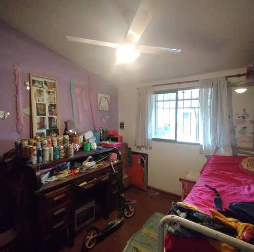 Casa De 3 Dorm. En Villa Allende