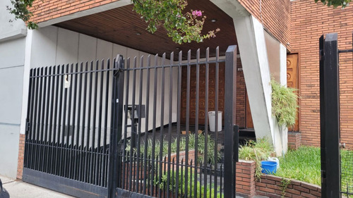 Casa En Venta En Mataderos