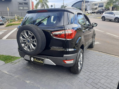 Imagem 3 de 8 de Ford Ecospot Preta