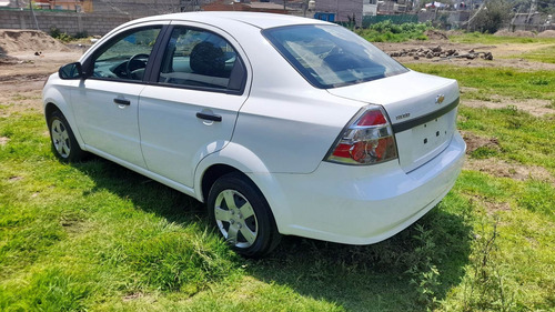 Imagen 5 de 15 de Chevrolet Aveo 2018 1.6 Ls Mt