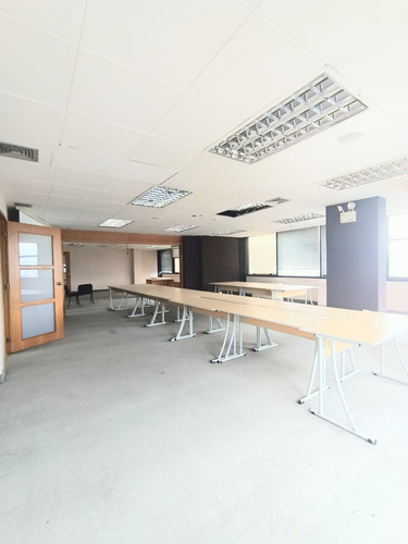 Oficinas En Avenida Bolivar, Valencia. Cc Camoruco. (soscap-03)