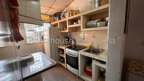 Gbf 25-17791 Los Samanes Vendo Bello Apartamento Contacteme.