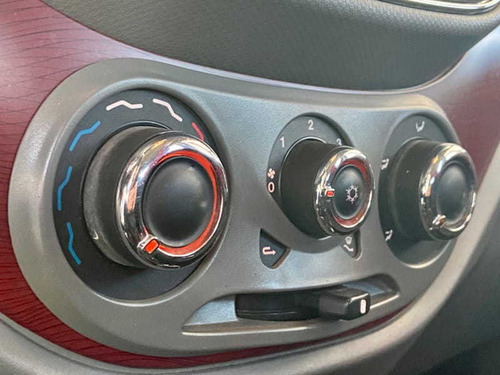 Imagem 13 de 15 de Fiat Palio Sporting Dualogic 1.6 16v 2015