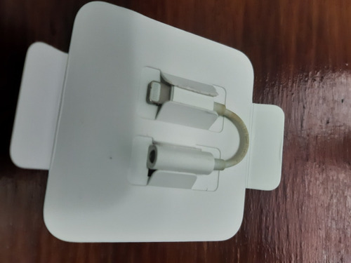 Adaptador Para Audifonos.  Headphone Jack Apple