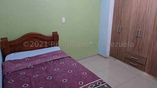 Imagen 13 de 15 de Vendo Apartamento Puerto La Cruz, Puerto Ensenada.
