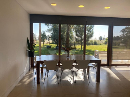 Casa En Venta - 5 Ambientes - La Herradura Pinamar
