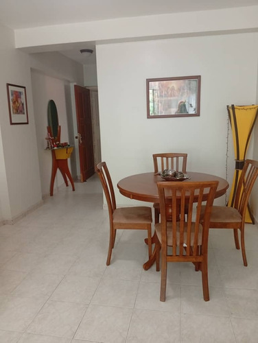 Apartamento En Res. Alto Claro Ii, Urb. Las Chimeneas. Pla-1893