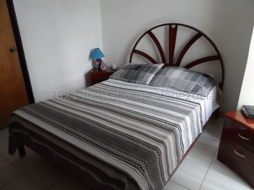 Imagen 15 de 18 de Apartamento En Venta 22-12097 Yubelys Martínez Rent-a-house