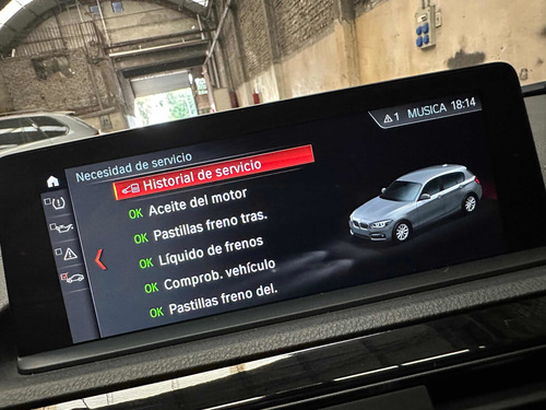 Imagen 7 de 11 de Bmw Serie 1 2018 1.5 118i Sport Line 136cv