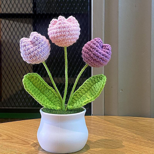 . Ramo De Tulipanes De Ganchillo Hecho A Mano Regalo 1pc