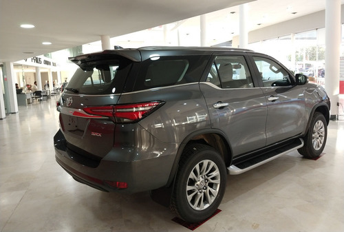 Toyota Sw4 4x4 Srx 2.8 Tdi 6 A/t 7a 0km Retira En Conces Of