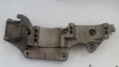 Base O Soporte De Alternador Volkswagen Golf Jetta Audi A3