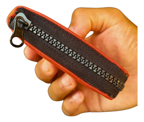 Tarjetero Compacto - 7 Tarjetas - Seguro Elegante Y Práctico Rojo Liso