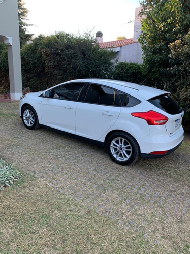 Imagen 1 de 8 de Ford Focus