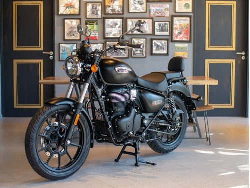 Imagen 16 de 25 de Royal Enfield Meteor 350 Stellar Negra Reserva