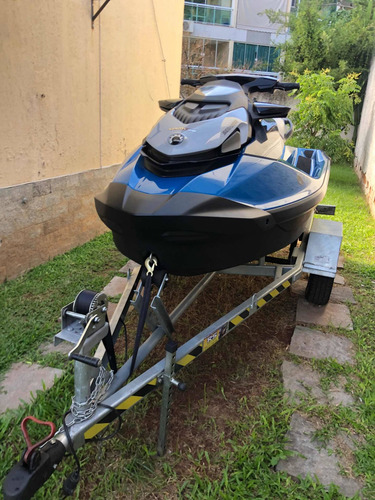 Imagem 6 de 8 de Seadoo