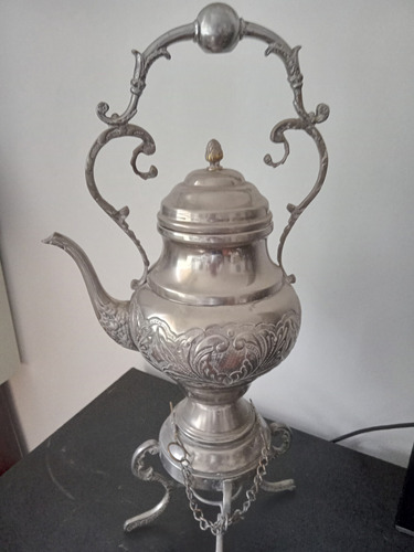 Antiguo Samovar Labrado