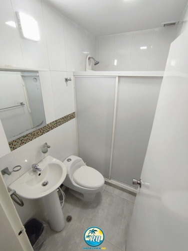 Imagen 19 de 30 de Impecable Town House En Venta En Res. Villas Santorini