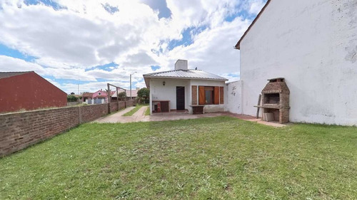 Venta Chalet Santa Clara A Metros Del Mar