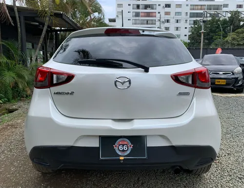Mazda 2 Touring At 2016