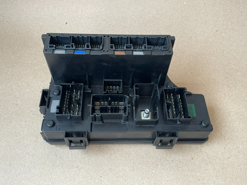 Caja De Fusibles Patriot Caliber Compass 08-09. P68048227aa (Usado)