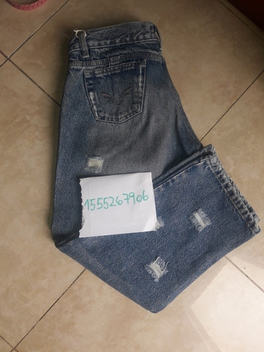 Pantalon Azul Capri Con Apliques Y Roturas T: 30 De Peuque