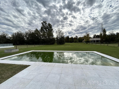 Venta - Casa A Estrenar / Barrio San Joaquin / Exaltación De La Cruz