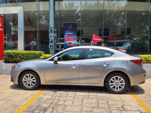 Mazda Mazda 3 2.0 I Touring Sedan Mt