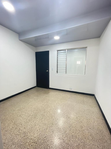 Hermosa Oficina Para La Venta O Arriendo En El Centro