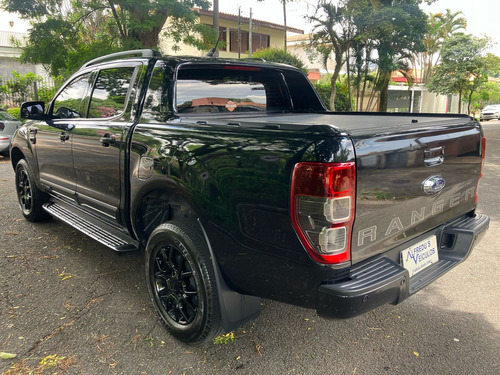 Ford Ranger 2.2 Black Cab. Dupla 4x2 Aut. 4p