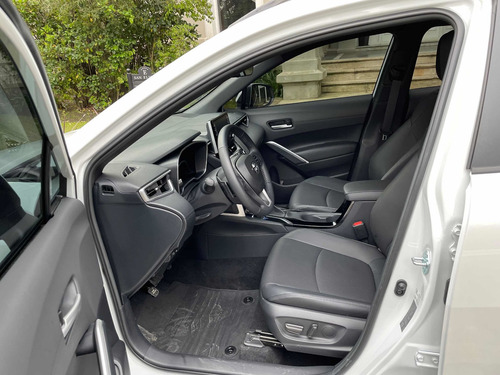 Imagen 9 de 15 de Toyota Corolla Cross Seg