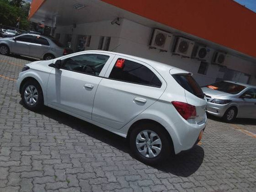Imagem 7 de 10 de Chevrolet Onix 1.0 Mpfi Lt 8v Flex 4p Manual