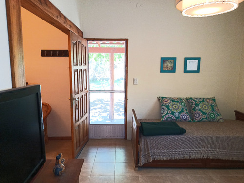 Chalet Con Cabaña, Acequia Y Pileta Con Vistas Únicas En La Reserva De Los Hornillos