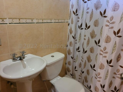 Imagen 10 de 12 de Bella Casa En Venta En Urbanización Maraquiva, Punto Fijo 04146954944 23-13261