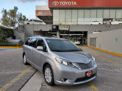 Imagen 2 de 15 de Toyota Sienna Limited Modelo 2017