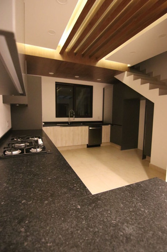Imagen 24 de 30 de Exclusiva Residencia En Fraccionamiento La Herradura