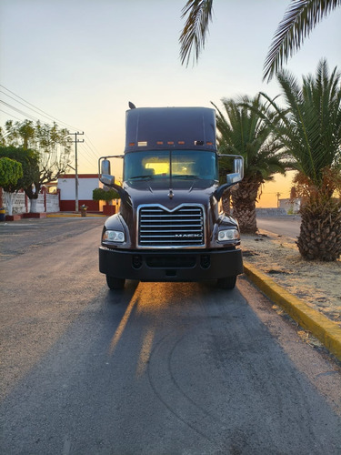 Excelente Tractocamion Mulita Mack Año 2012 Estándar 10 Velo