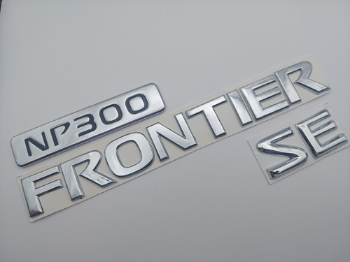 Emblemas Para Batea Np300 Frontier Se Letras Cromadas