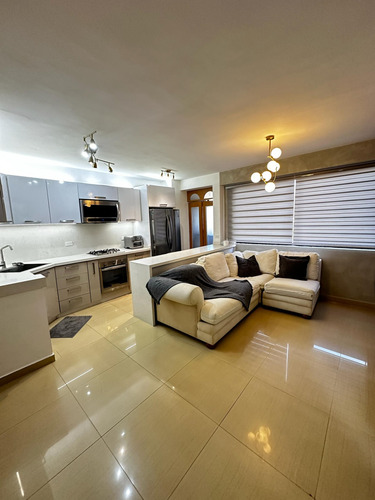 En Venta Apartamento En Lomas De Los Mangos