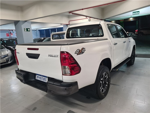 Imagem 4 de 14 de Toyota Hilux 2.8 Narrow 4x4 Cd 16v Diesel 4p Manual