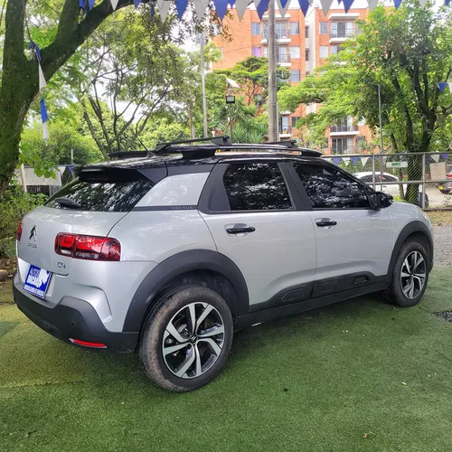 Citroën C4 Cactus 1.6 Shine Turbo Aut