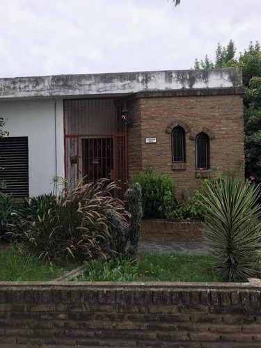 Imagen 2 de 14 de Casa En Venta En Ituzaingo Norte